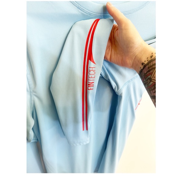 Fintech Long Sleeve UV Tee Men’s Size Medium Like New - Picture 3 of 4